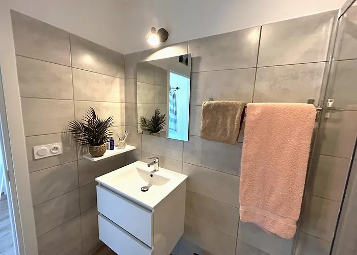 Cala Rossa - Porto-vecchio - A Pied * Lecci